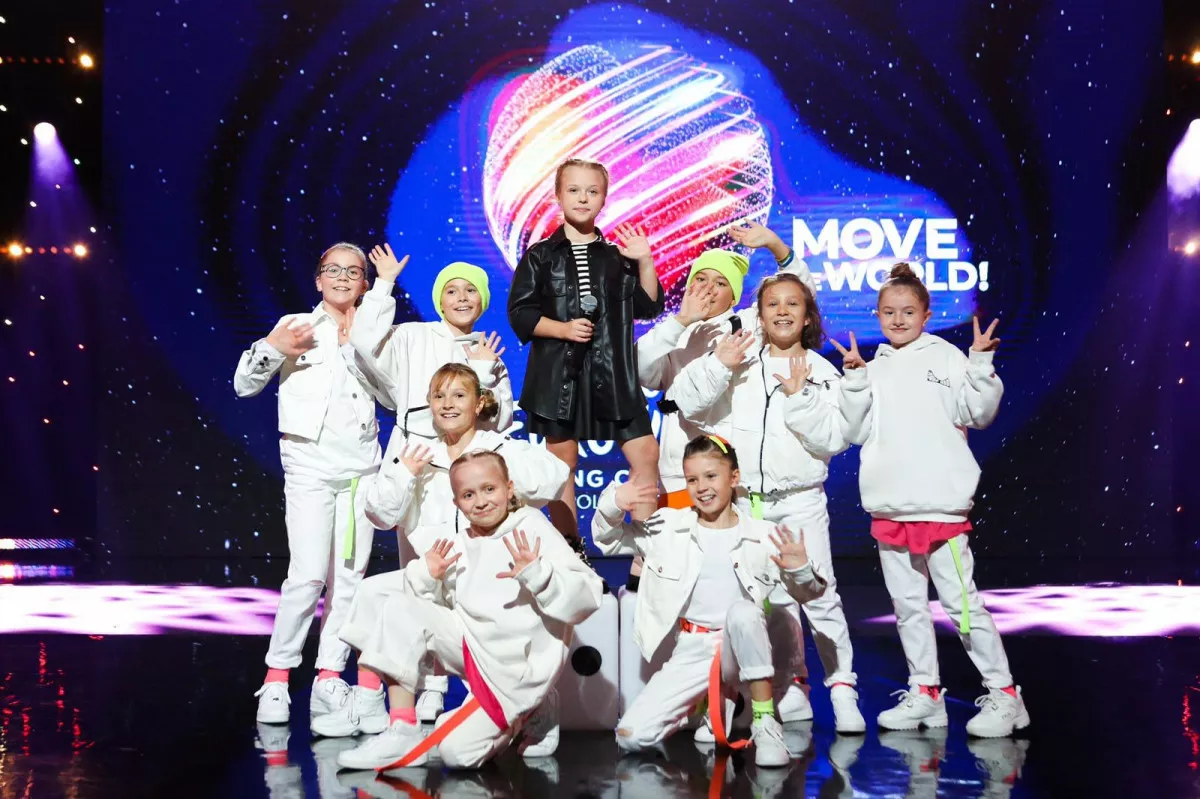Nasi młodsi tancerze ze Swagg Kids podbijają scenę u boku Alicji Tracz podczas konferencji JESC2020!