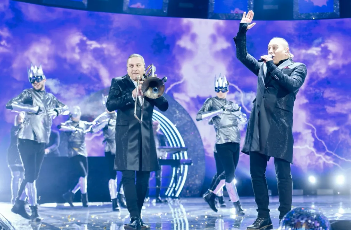 Tancerze Egurrola Dance Agency u boku zespołu Golec uOrkiestra!